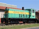 #1895 / GE 70 Tonner in front of the former Depot